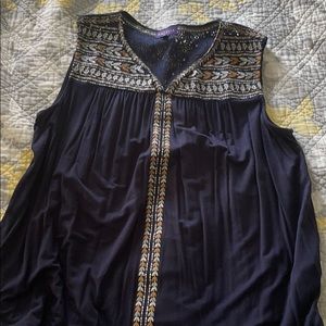 Women’s sleeveless tank